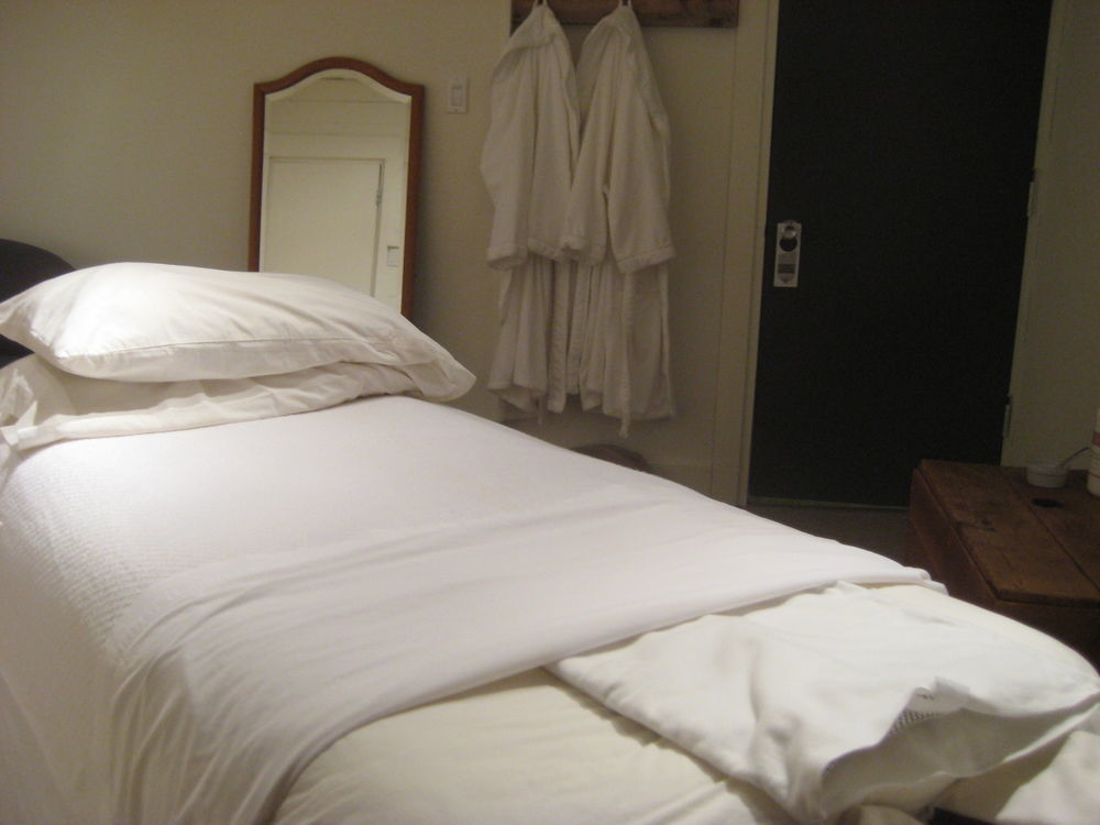 Stork Nest Inn Smithers Buitenkant foto